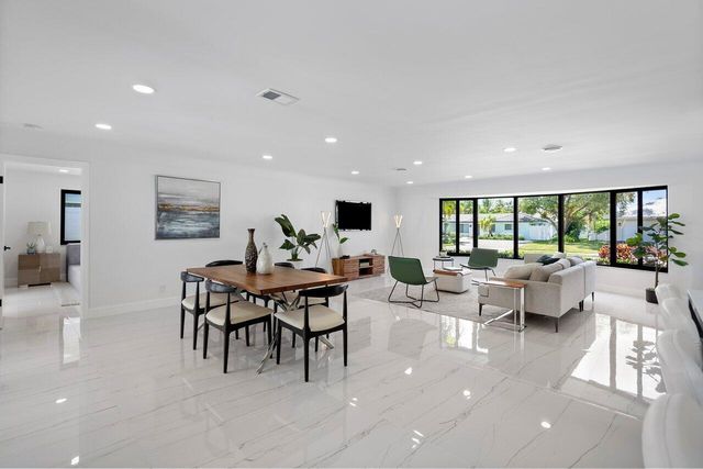 1200 SW 8th Street, Boca Raton, FL 33486