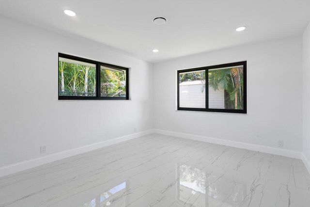 1200 SW 8th Street, Boca Raton, FL 33486