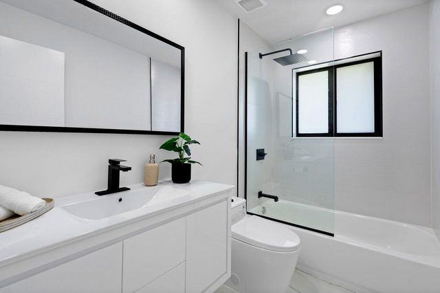 1200 SW 8th Street, Boca Raton, FL 33486