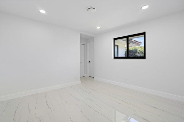 1200 SW 8th Street, Boca Raton, FL 33486