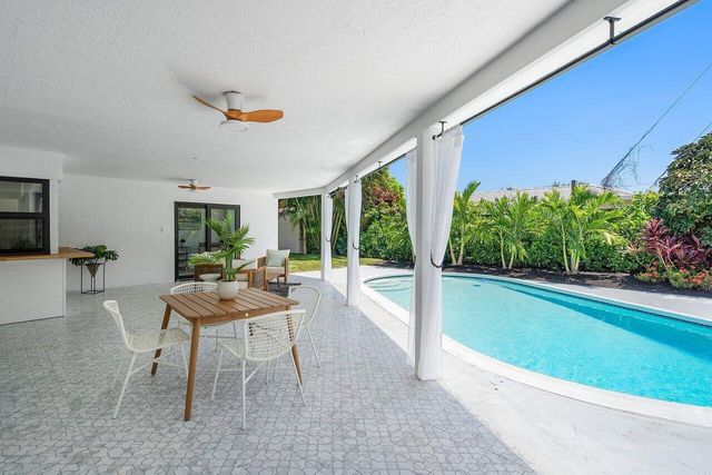1200 SW 8th Street, Boca Raton, FL 33486