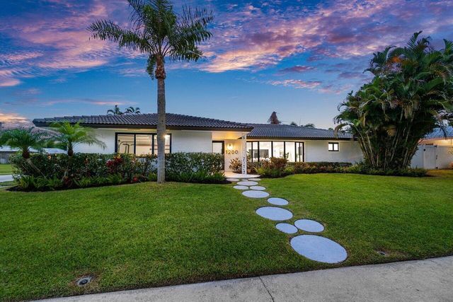 1200 SW 8th Street, Boca Raton, FL 33486
