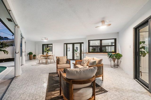 1200 SW 8th Street, Boca Raton, FL 33486