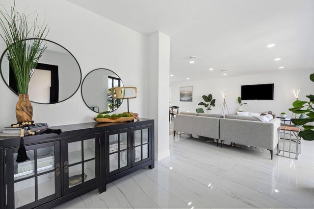 1200 SW 8th Street, Boca Raton, FL 33486