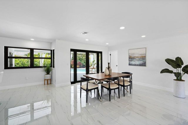 1200 SW 8th Street, Boca Raton, FL 33486