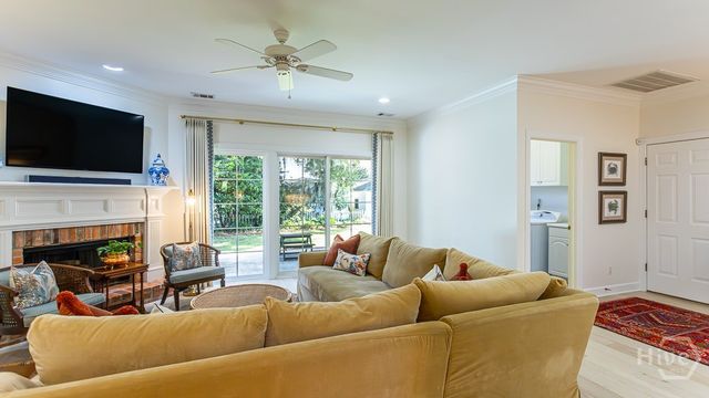 58 Romney Place, Savannah, GA 31406