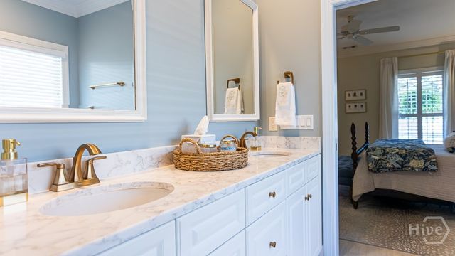 58 Romney Place, Savannah, GA 31406