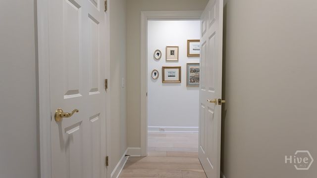58 Romney Place, Savannah, GA 31406