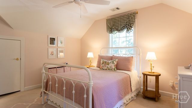 58 Romney Place, Savannah, GA 31406