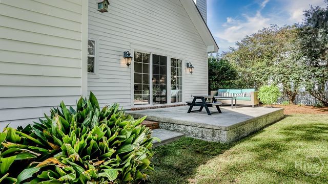 58 Romney Place, Savannah, GA 31406
