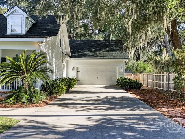 58 Romney Place, Savannah, GA 31406