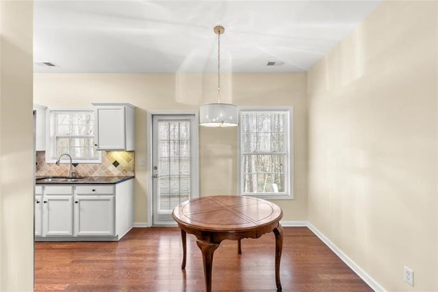 39 Village Glen, Dallas, GA 30157