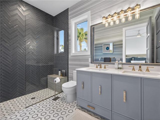 6707 Daniel CT, Fort Myers, FL 33908