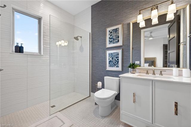 6707 Daniel CT, Fort Myers, FL 33908