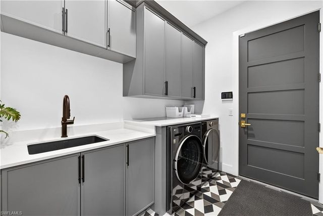 6707 Daniel CT, Fort Myers, FL 33908