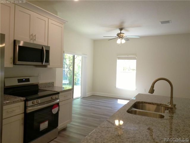 7202 N Everest Terrace, Citrus Springs, FL 34434