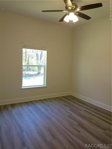 7202 N Everest Terrace, Citrus Springs, FL 34434