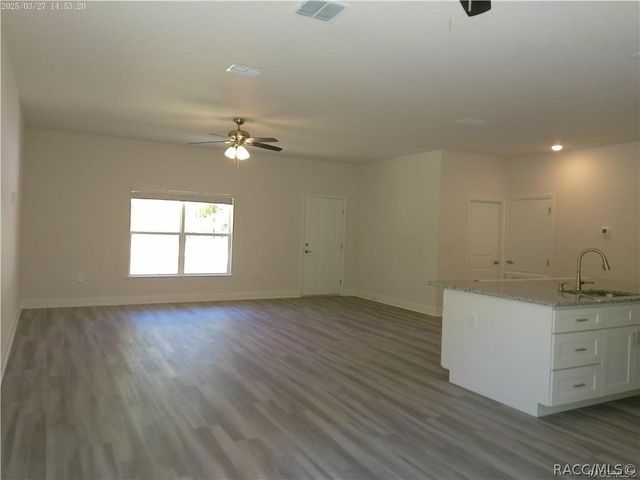 7202 N Everest Terrace, Citrus Springs, FL 34434