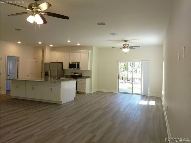 7202 N Everest Terrace, Citrus Springs, FL 34434
