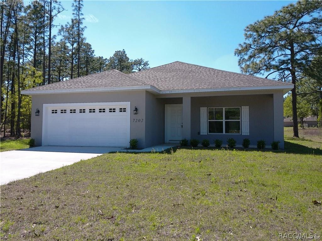 7202 N Everest Terrace, Citrus Springs, FL 34434