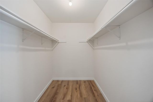 5942 Ridgeway Drive, Houston, TX 77033