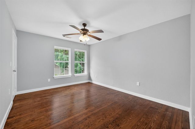 1933 Santa Rosa Street, Houston, TX 77023