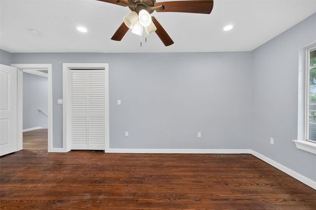 1933 Santa Rosa Street, Houston, TX 77023