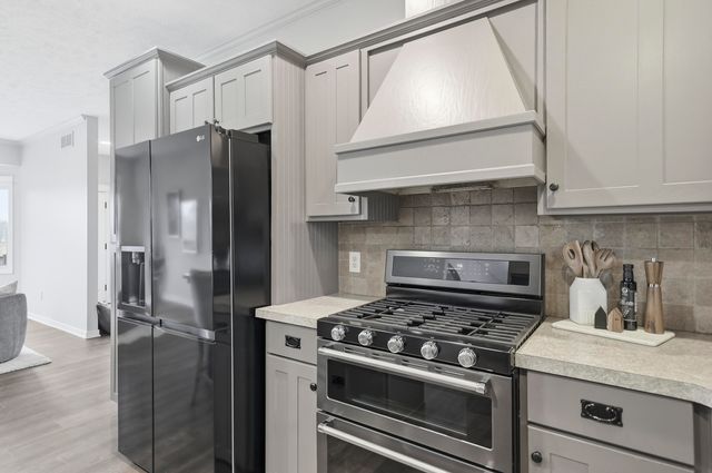 8886 Stonepoint Court, Jenison, MI 49428