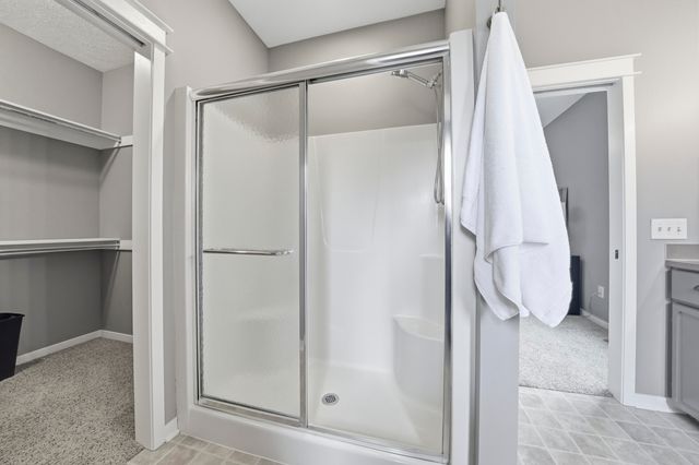 8886 Stonepoint Court, Jenison, MI 49428