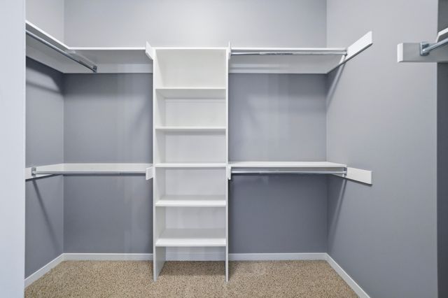 8886 Stonepoint Court, Jenison, MI 49428