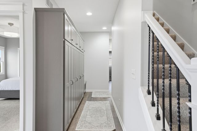 8886 Stonepoint Court, Jenison, MI 49428