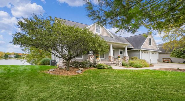 8886 Stonepoint Court, Jenison, MI 49428