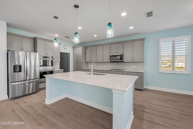 328 Cheeseburger Drive, Daytona Beach, FL 32124