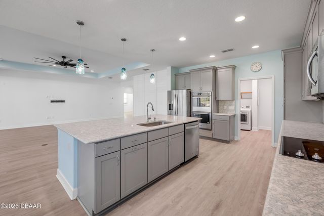 328 Cheeseburger Drive, Daytona Beach, FL 32124