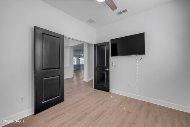 328 Cheeseburger Drive, Daytona Beach, FL 32124