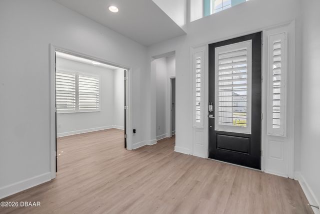 328 Cheeseburger Drive, Daytona Beach, FL 32124