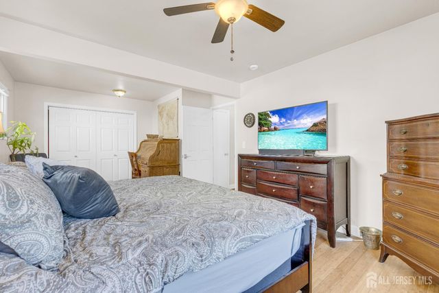 104 Boehmhurst Avenue, Sayreville, NJ 08872