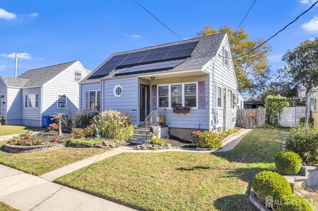 104 Boehmhurst Avenue, Sayreville, NJ 08872