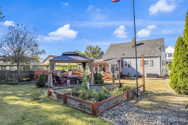 104 Boehmhurst Avenue, Sayreville, NJ 08872