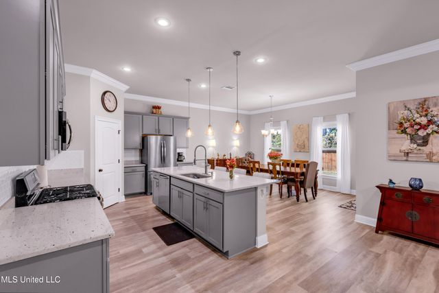 12052 Michael Grace Drive, Gulfport, MS 39503