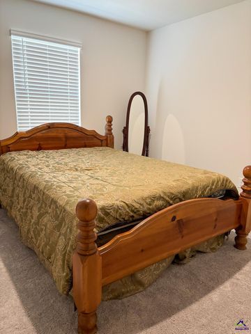 310 London Court, Byron, GA 31008