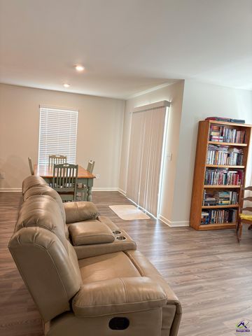 310 London Court, Byron, GA 31008