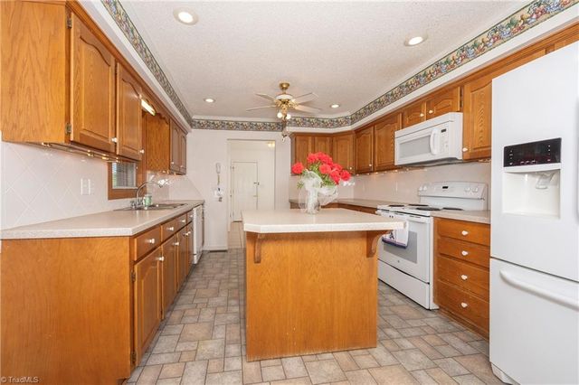 1630 Yadkin Valley Road, Advance, NC 27006