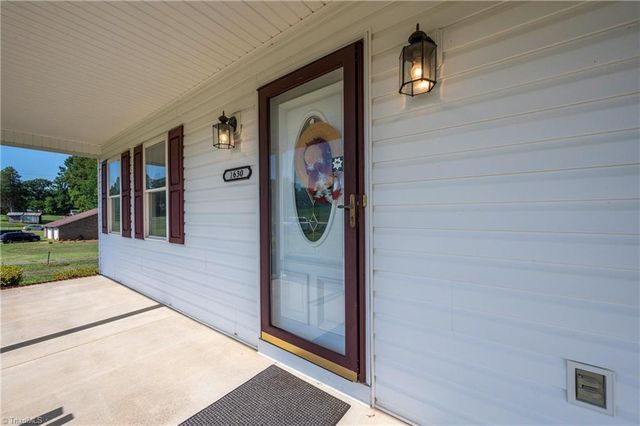 1630 Yadkin Valley Road, Advance, NC 27006