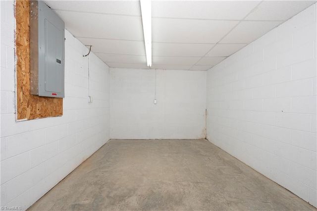 1630 Yadkin Valley Road, Advance, NC 27006