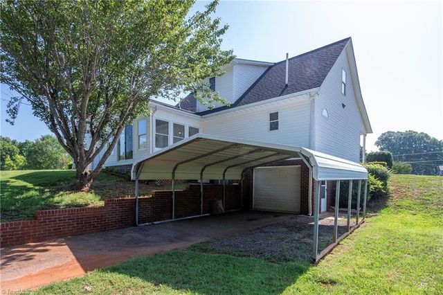 1630 Yadkin Valley Road, Advance, NC 27006