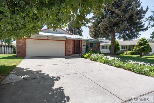 1711 Whitney Street, Idaho Falls, ID 83402