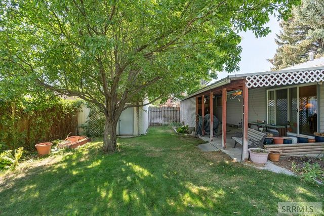 1711 Whitney Street, Idaho Falls, ID 83402