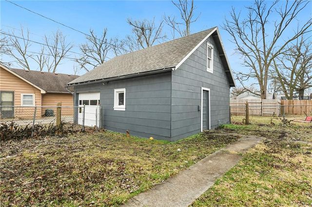 209 Brown Avenue, Osawatomie, KS 66064