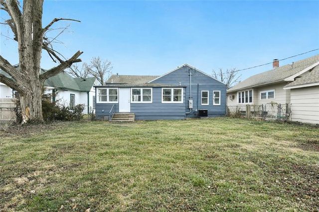 209 Brown Avenue, Osawatomie, KS 66064